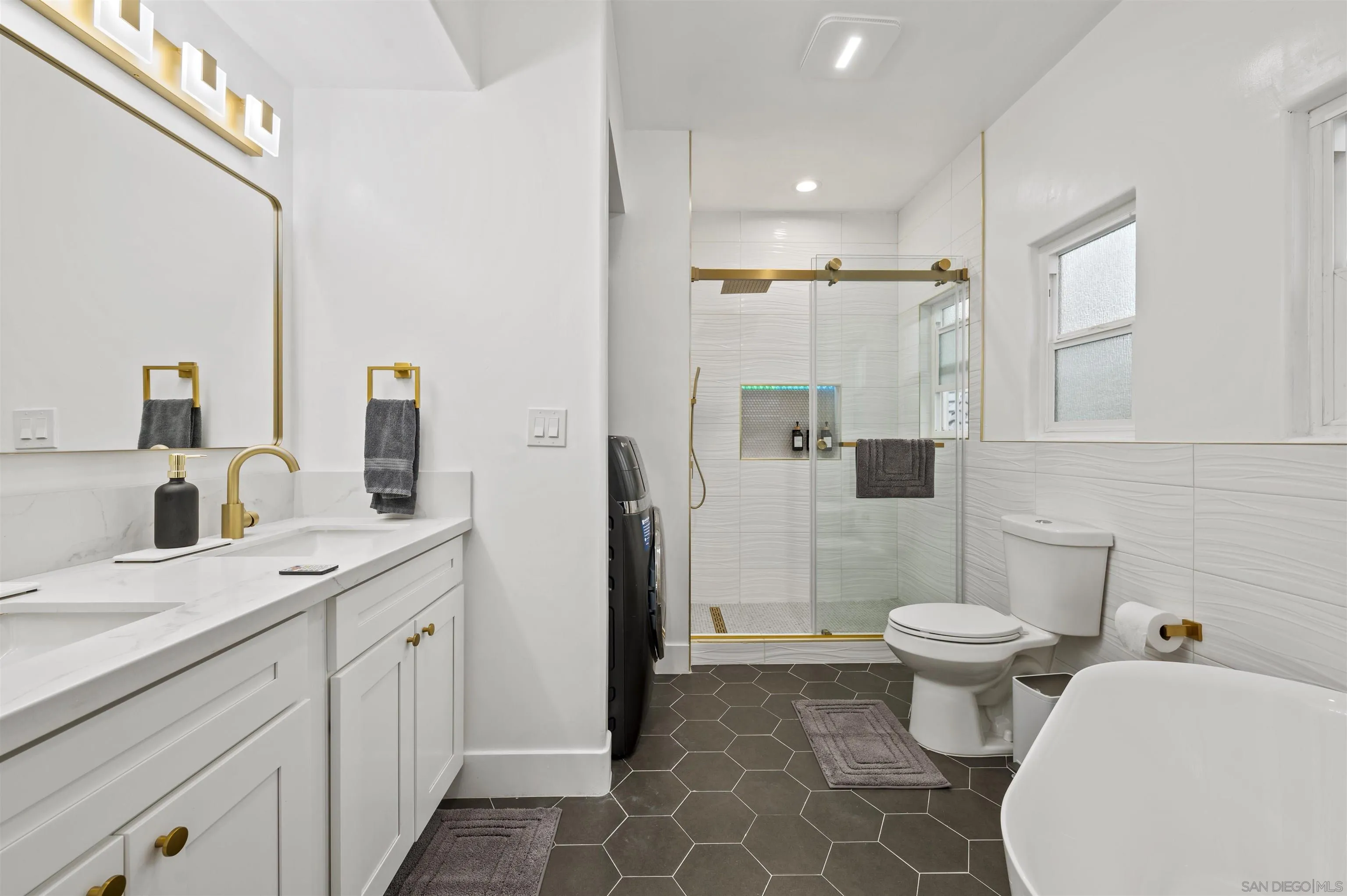 Photo #18: 260005784 Listing: Photo #18