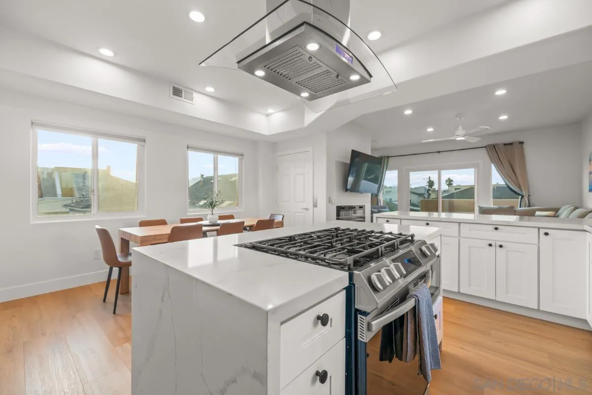 Photo #3: 260005784 Listing: Photo #3