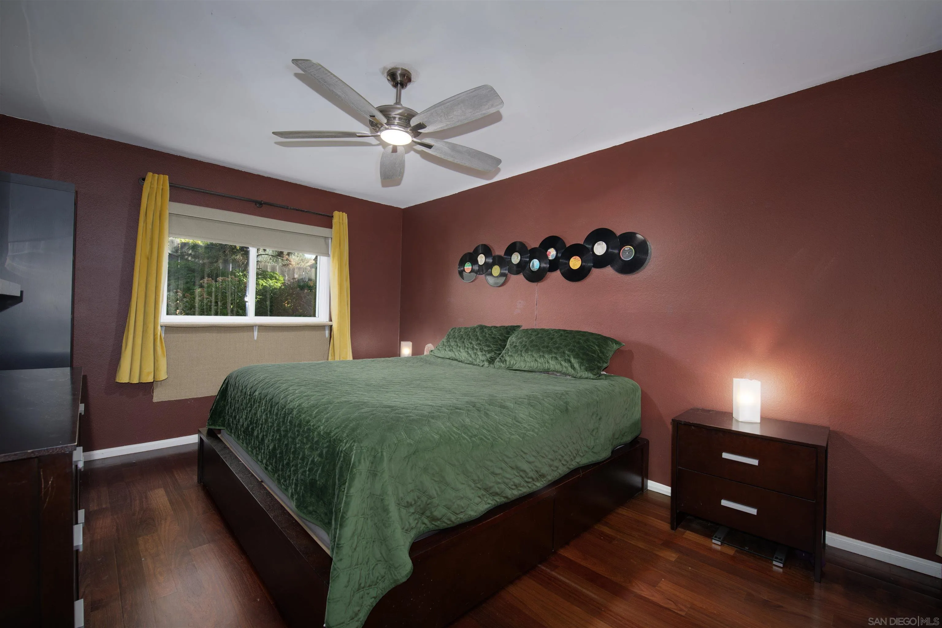 https://cdn.realtyfeed.com/cdn/127/260005785/455f892fdb41010512b7bfb3e53778f1.webp