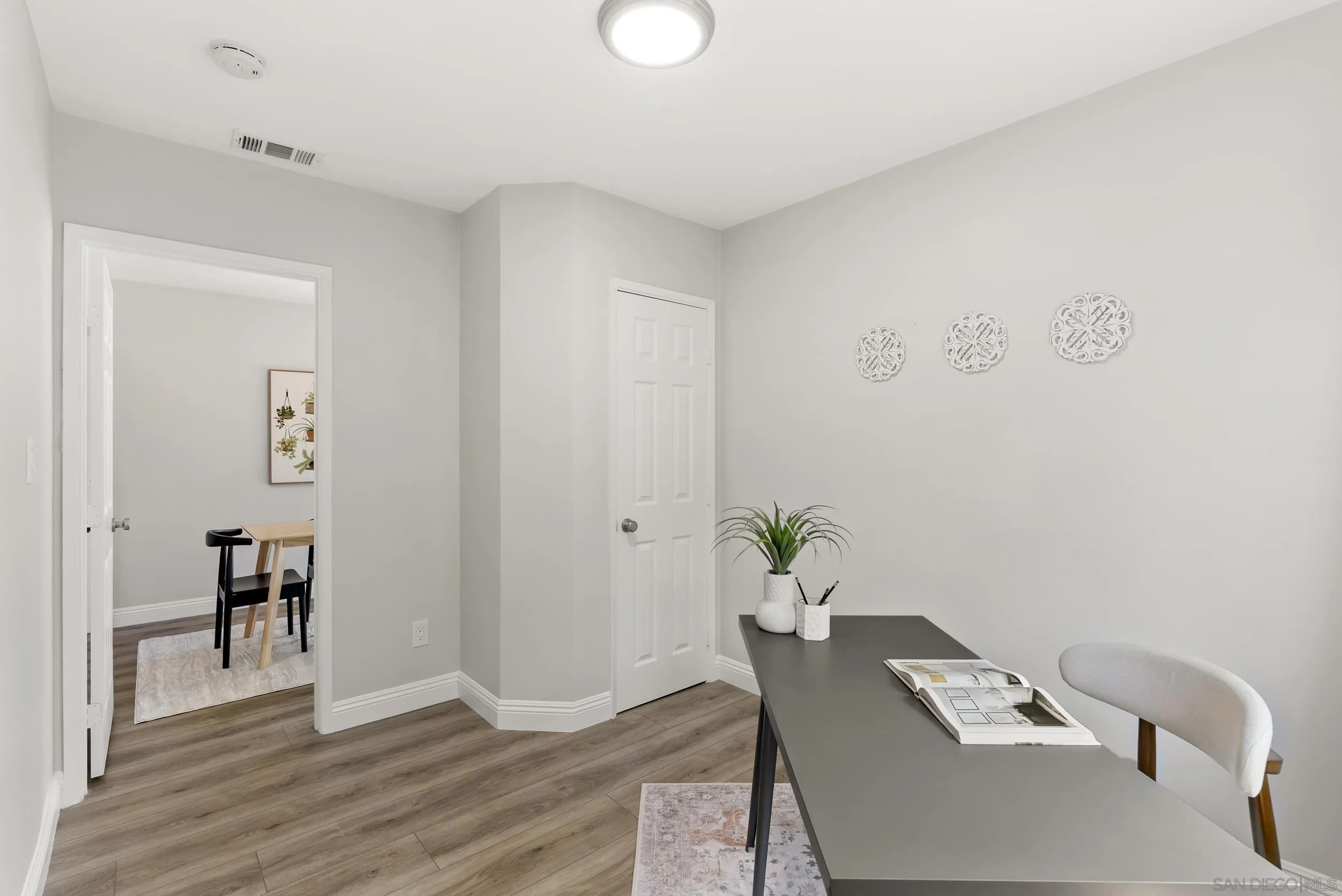 https://cdn.realtyfeed.com/cdn/127/260005787/034034560b0887659647f1b9256e9a50.webp