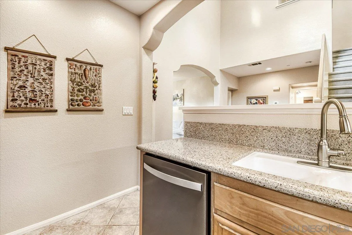 Photo #10: 260005789 Listing: Photo #10