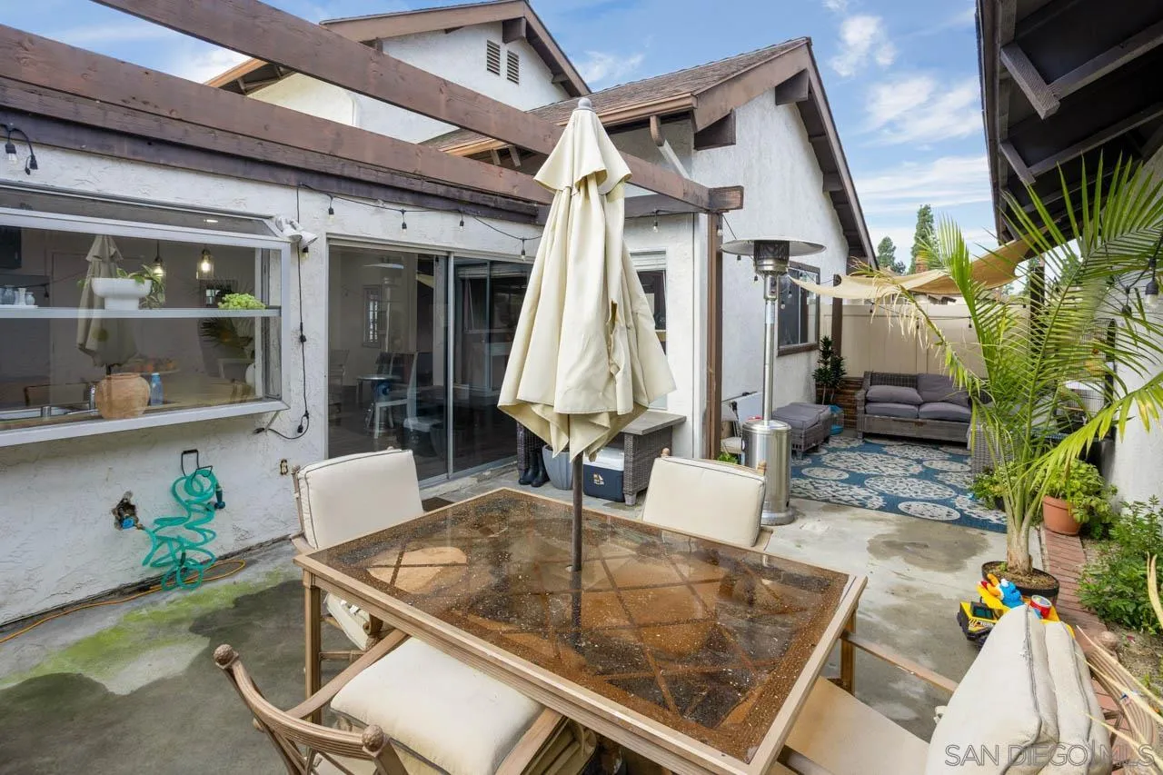https://cdn.realtyfeed.com/cdn/127/260005793/5241992f57eb6fa6abe48faf67ffcba6.webp