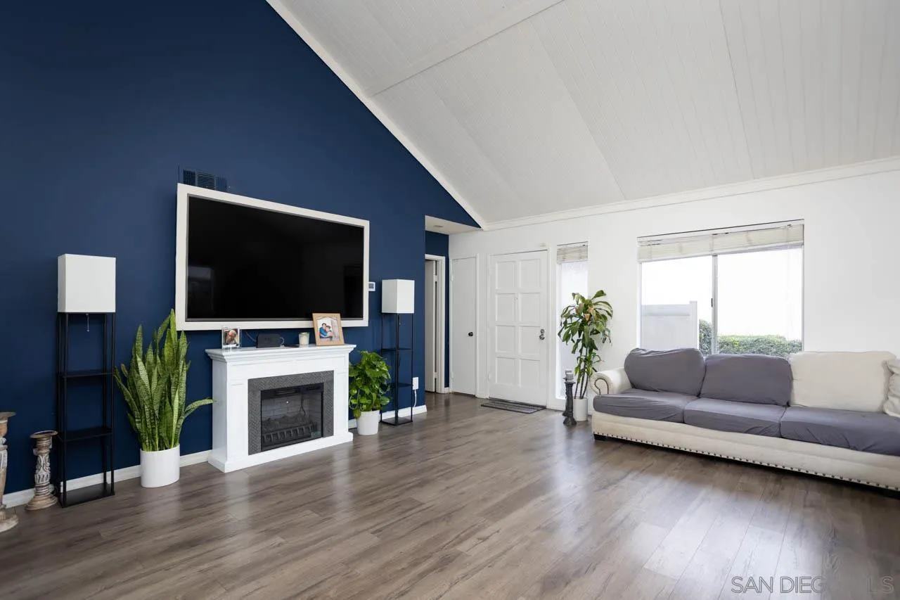https://cdn.realtyfeed.com/cdn/127/260005793/7f24bc654c18d1754df909e52b495f00.webp
