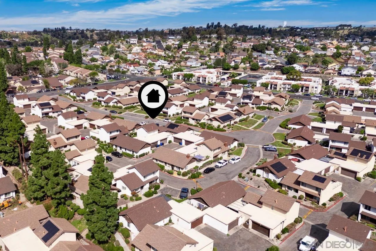 https://cdn.realtyfeed.com/cdn/127/260005793/91b16300665434d2ddec3caff850d4b0.webp
