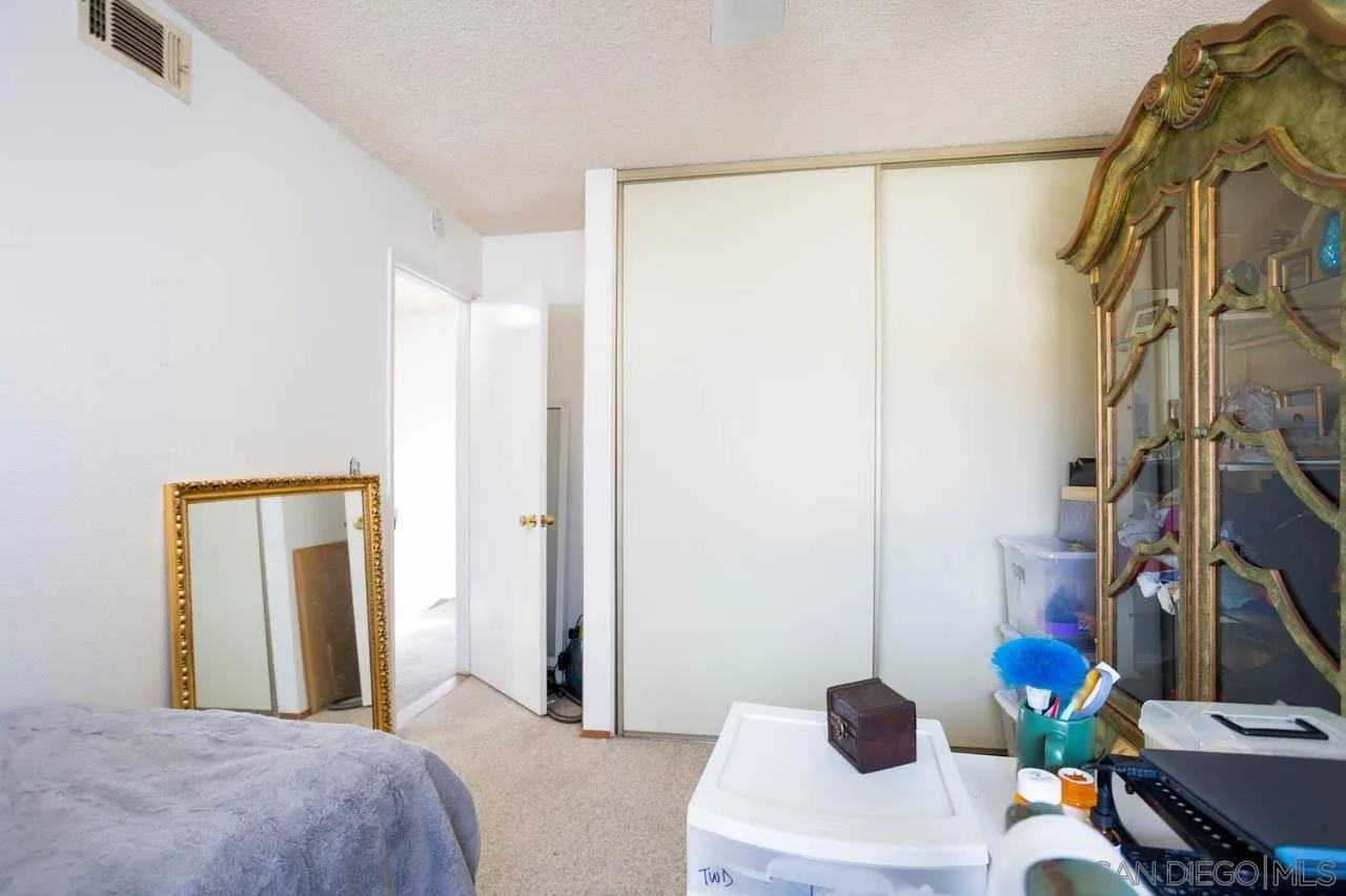 https://cdn.realtyfeed.com/cdn/127/260005793/a4a70202eafe4347cbafa77bc78d937b.webp