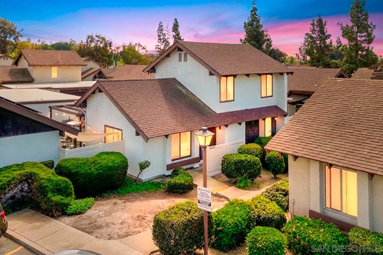 https://cdn.realtyfeed.com/cdn/127/260005793/cbc5524232107833bbab0b82764f8120.webp