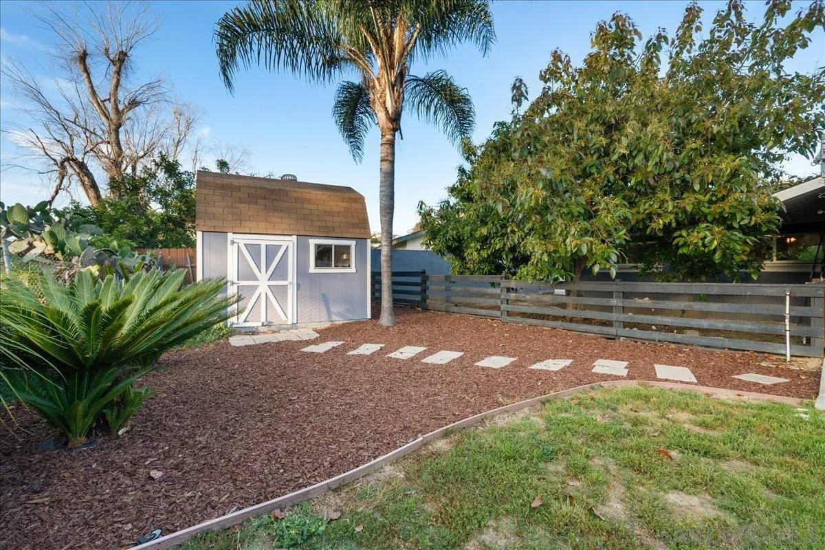 https://cdn.realtyfeed.com/cdn/127/260005794/31afb00eb2c65bb1ea9bc5468123195c.webp