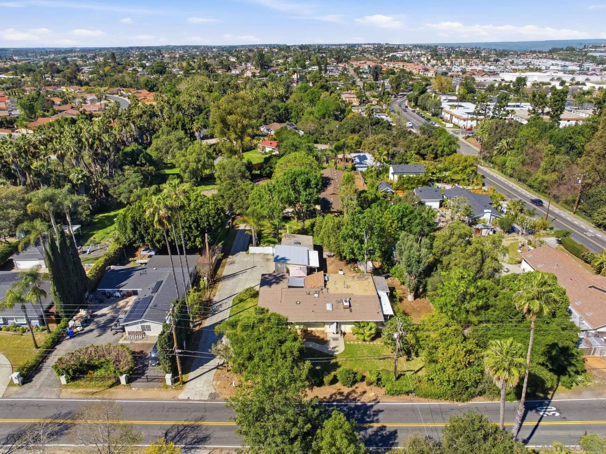 https://cdn.realtyfeed.com/cdn/127/260005795/5ce01136881faa5db7dc8d1abcae09c8.webp