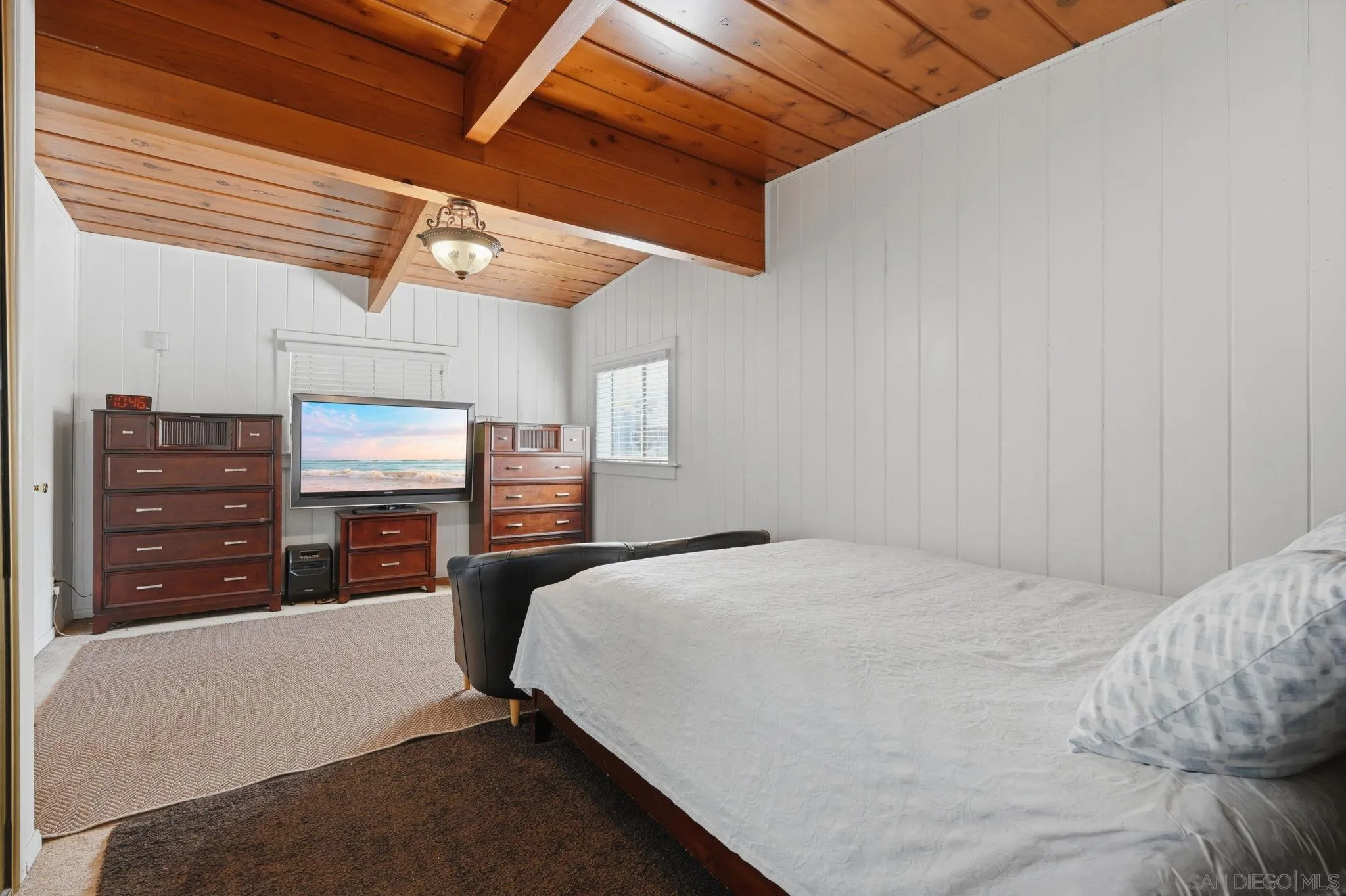 https://cdn.realtyfeed.com/cdn/127/260005795/5d32f147e74ce710811ca46acb105447.webp
