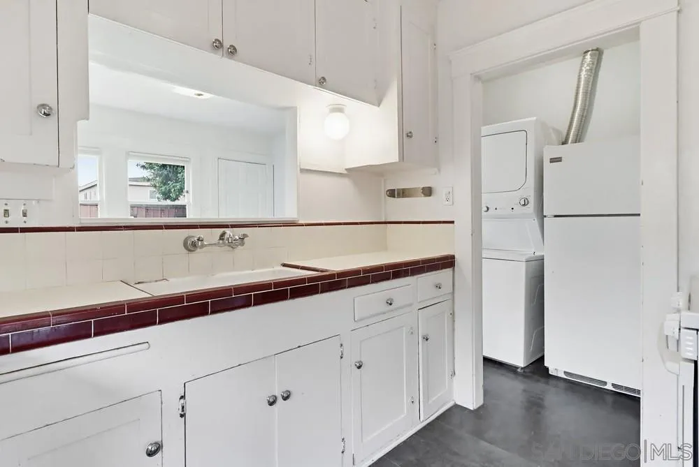 https://cdn.realtyfeed.com/cdn/127/260005805/02a15f4621c0f0c5c8e8f467bc2b893f.webp