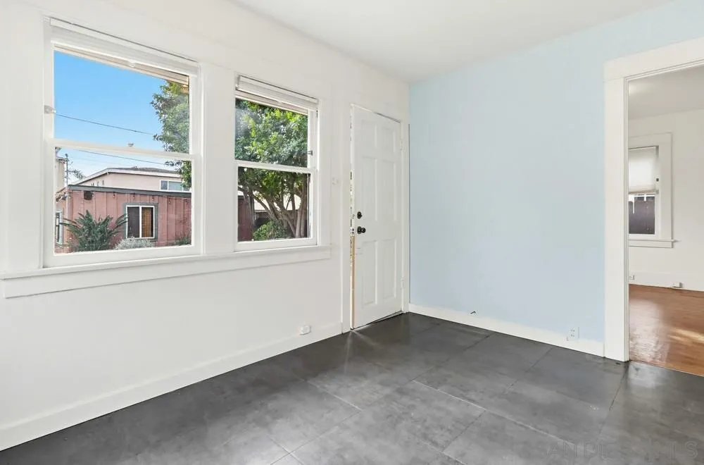 https://cdn.realtyfeed.com/cdn/127/260005805/122f716f86f34ef140abbda09c5cbfb5.webp