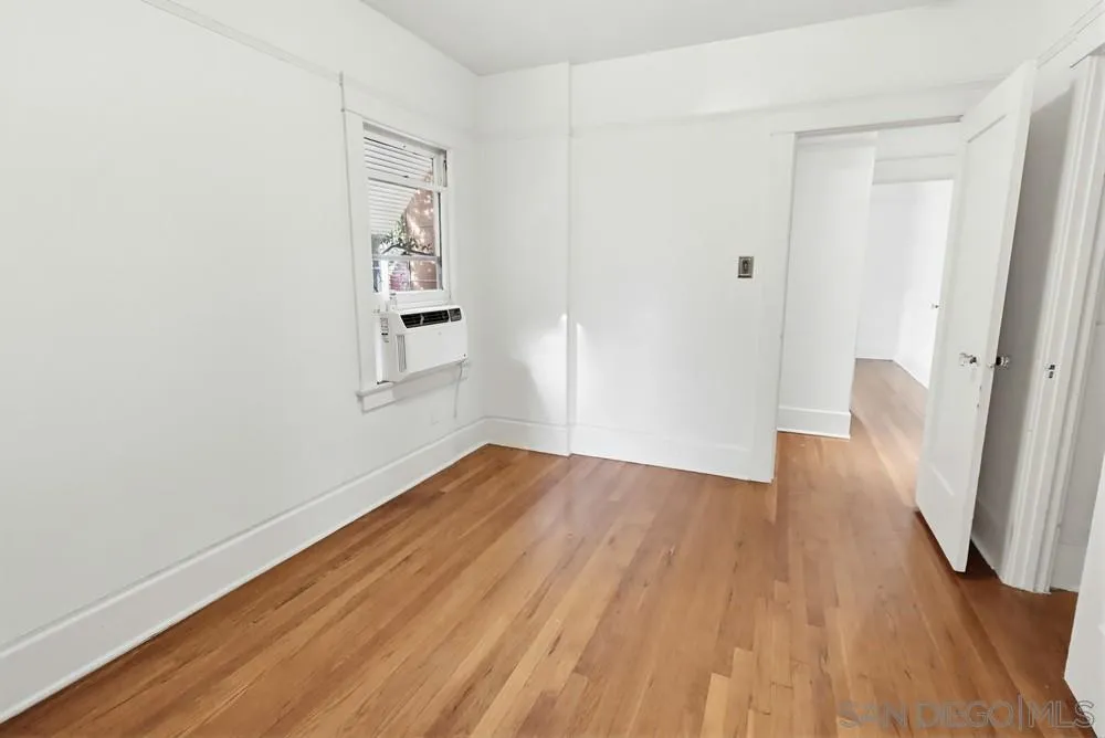 https://cdn.realtyfeed.com/cdn/127/260005805/a9f818307324c0fa89af14aaff7a8372.webp