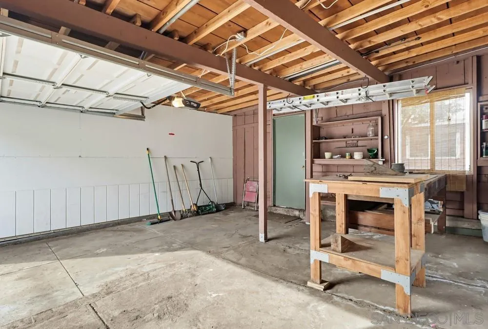 https://cdn.realtyfeed.com/cdn/127/260005805/fd4ac390206864b42dd9c34d5540566f.webp