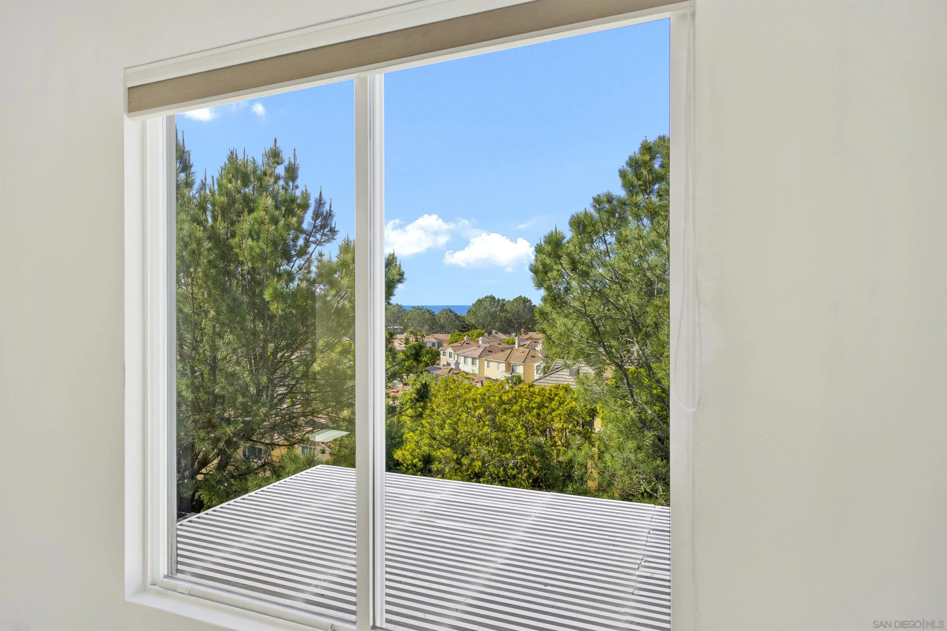 https://cdn.realtyfeed.com/cdn/127/260005807/5c1a4daeac1fffa963b95042a5000065.webp