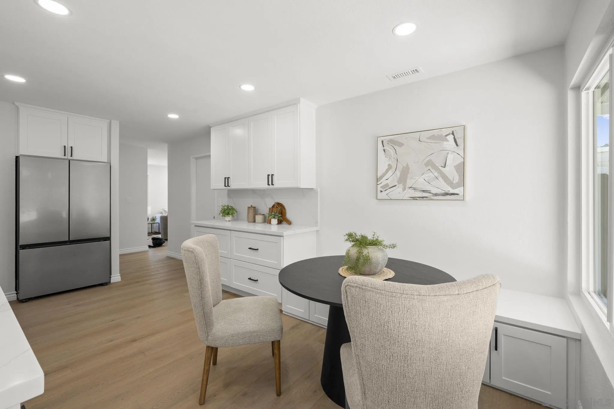 https://cdn.realtyfeed.com/cdn/127/260005812/00d88b9145351c31f1ff828b1c362239.webp