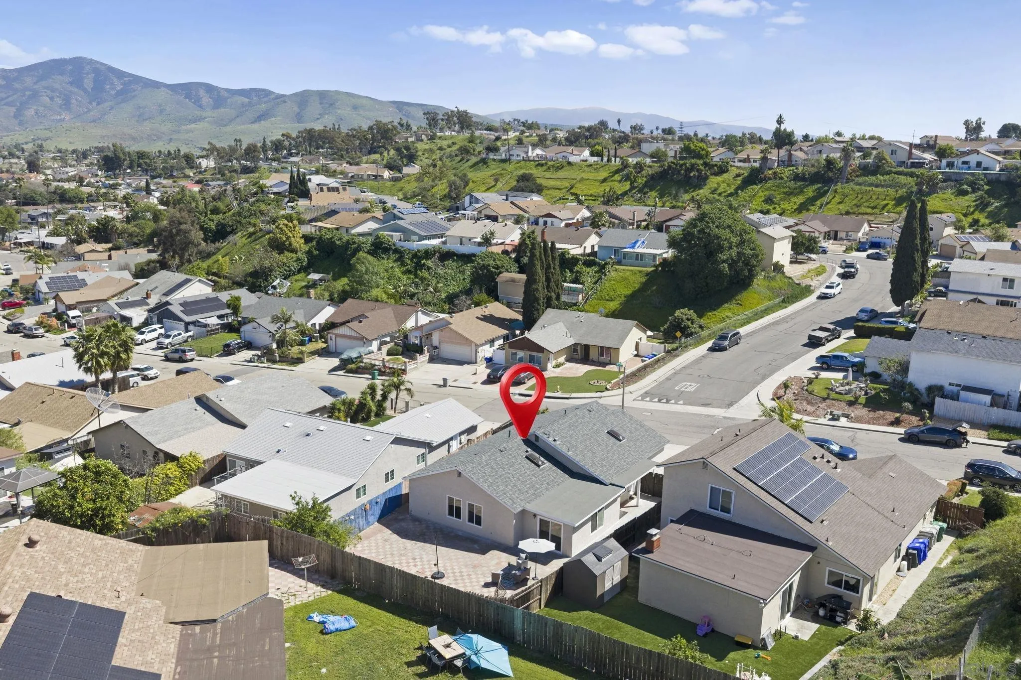 https://cdn.realtyfeed.com/cdn/127/260005812/198851f3210568eaf4535918e239fa62.webp