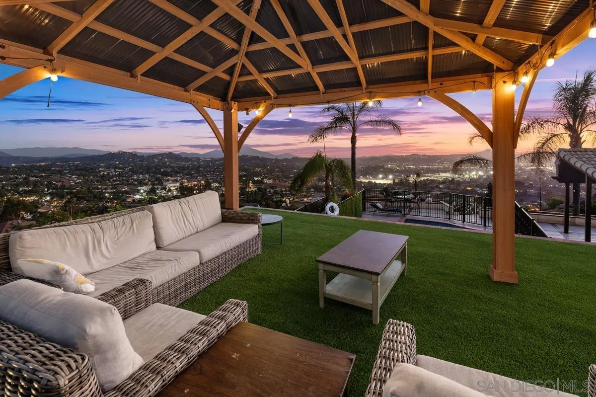 https://cdn.realtyfeed.com/cdn/127/260005815/7323410571b8f807970e0d6513c5de93.webp