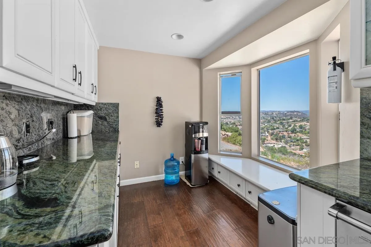 https://cdn.realtyfeed.com/cdn/127/260005815/e29aca27200b67013937a1f68d8f571f.webp