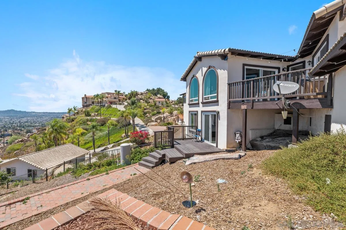 https://cdn.realtyfeed.com/cdn/127/260005815/eff3f9a8268910eec6c61171b6cb59c3.webp