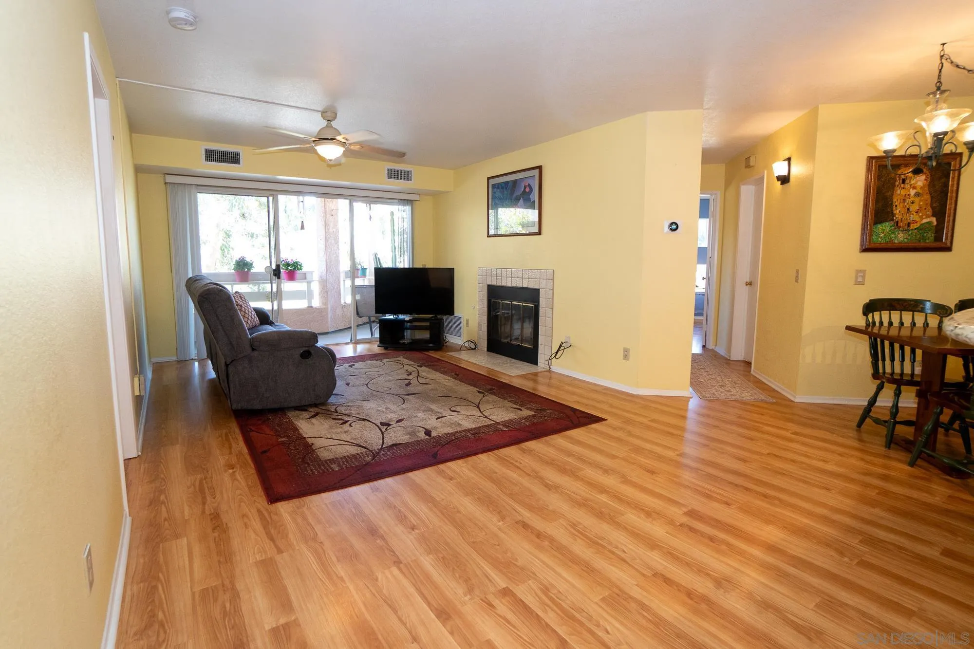 https://cdn.realtyfeed.com/cdn/127/260005822/a3113c528fb9a24e9d1547286f70a7b1.webp
