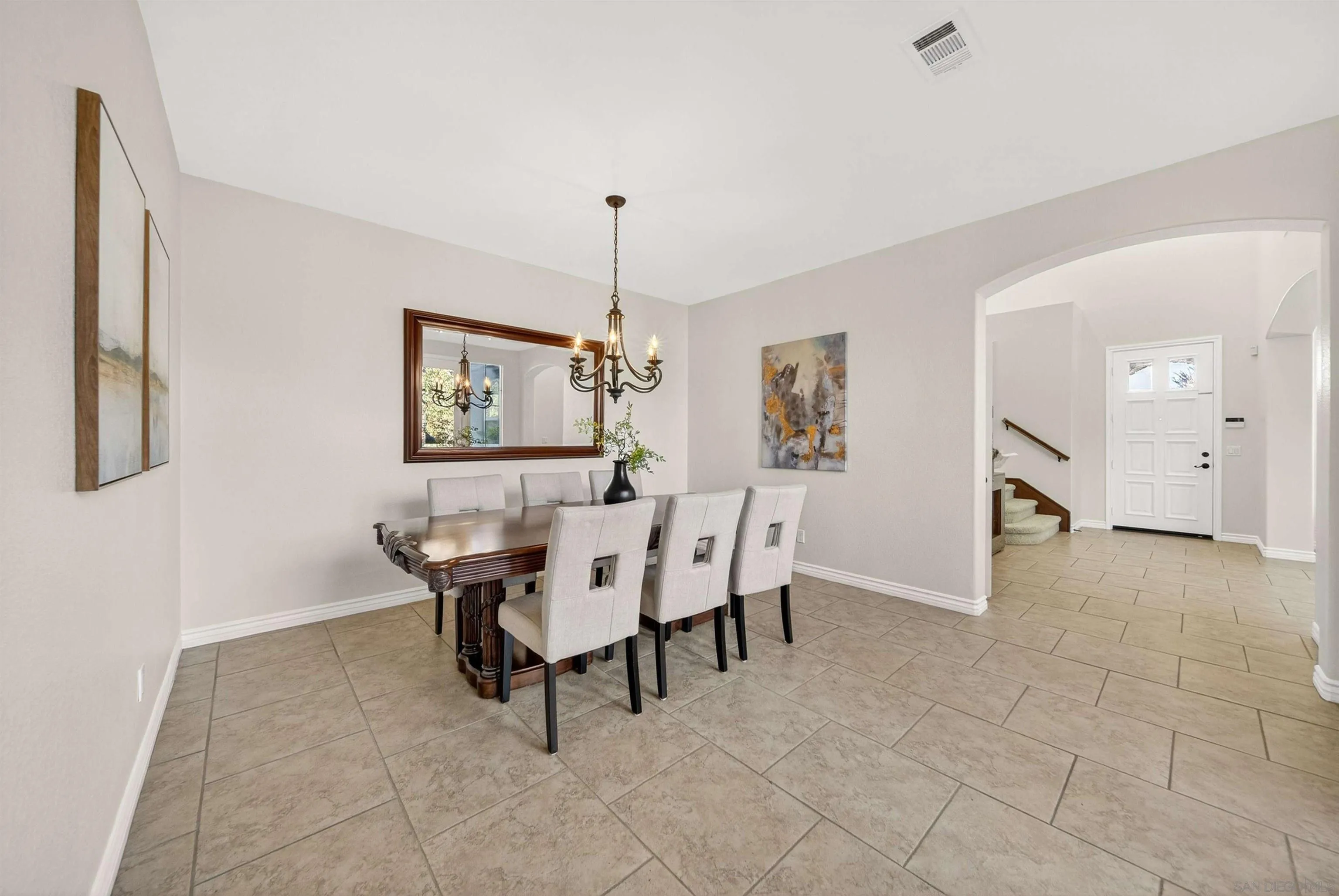 https://cdn.realtyfeed.com/cdn/127/260005825/0ffcaf0d127954479f538621c5e06eb6.webp