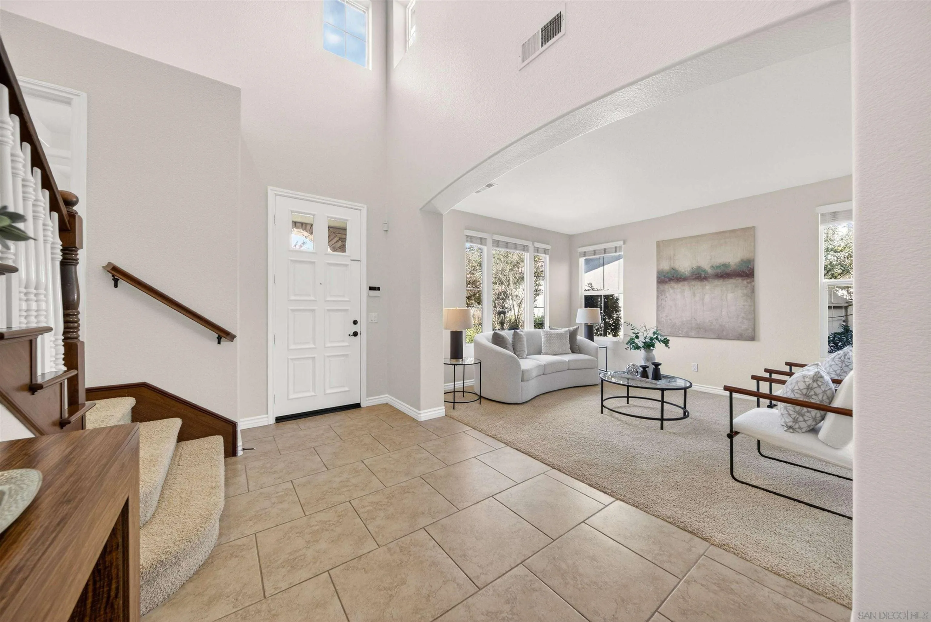 https://cdn.realtyfeed.com/cdn/127/260005825/380fd13579749cae0b2497603e654031.webp