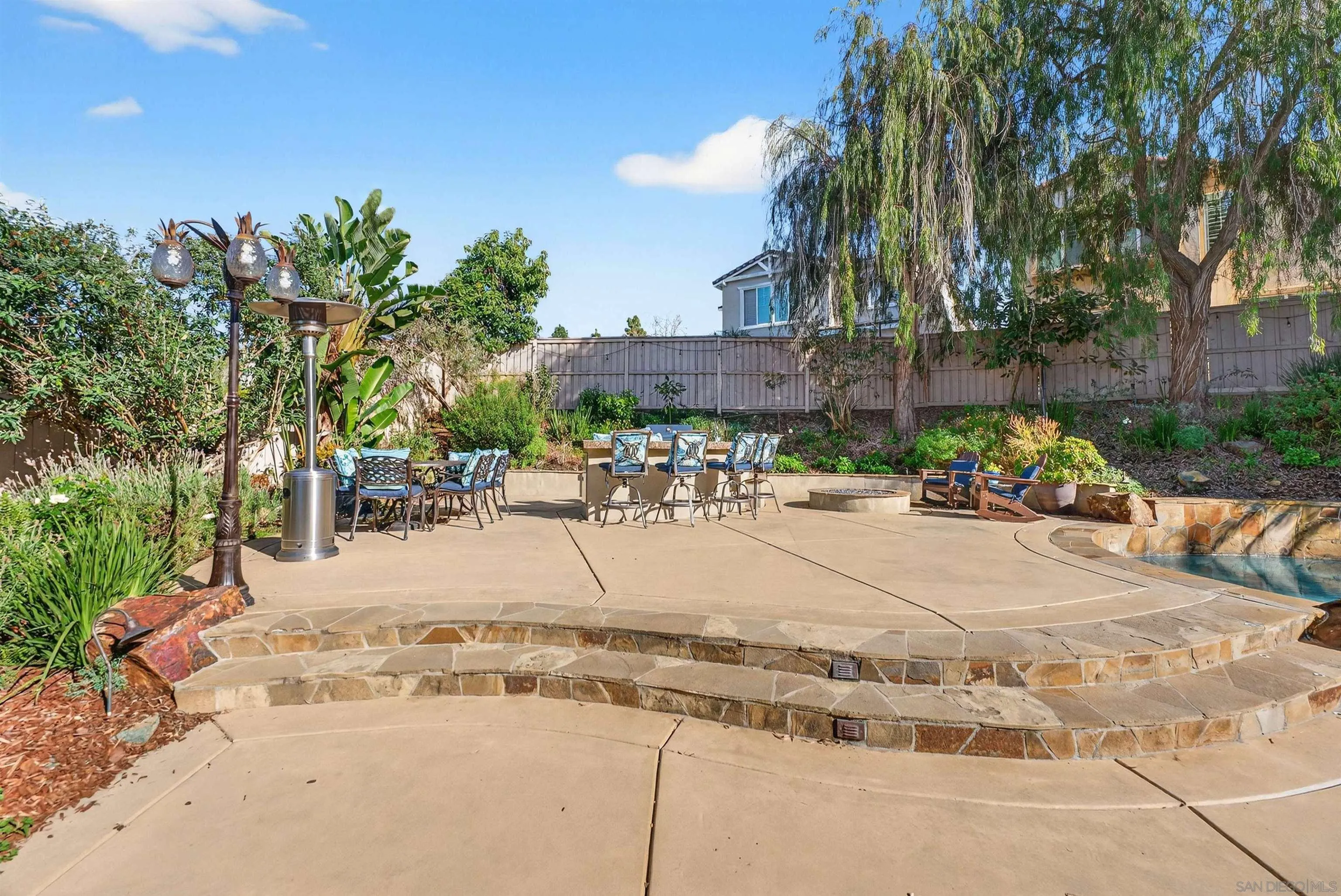 https://cdn.realtyfeed.com/cdn/127/260005825/5d561baf5e0d7708240defc9d924ba27.webp