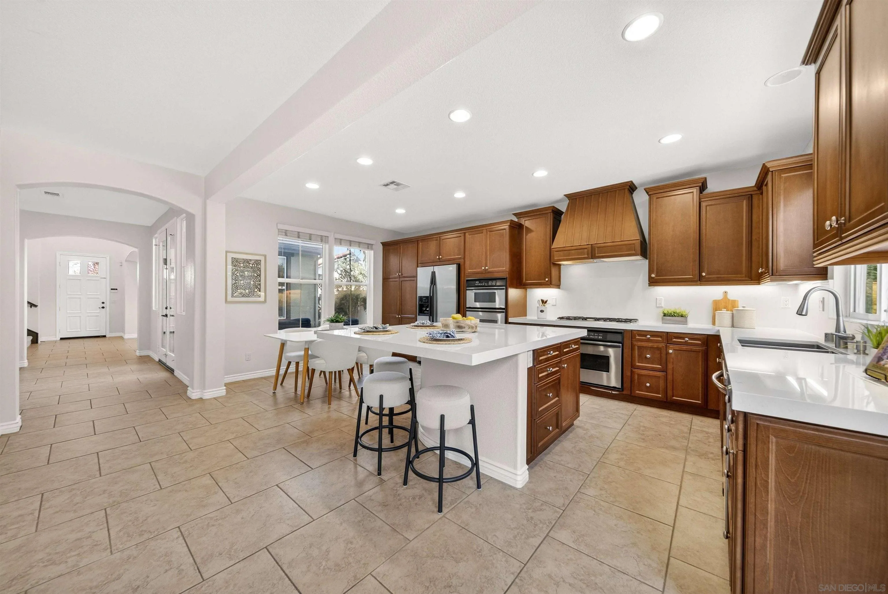 https://cdn.realtyfeed.com/cdn/127/260005825/b57a6b7755ae5186c273442908e65422.webp