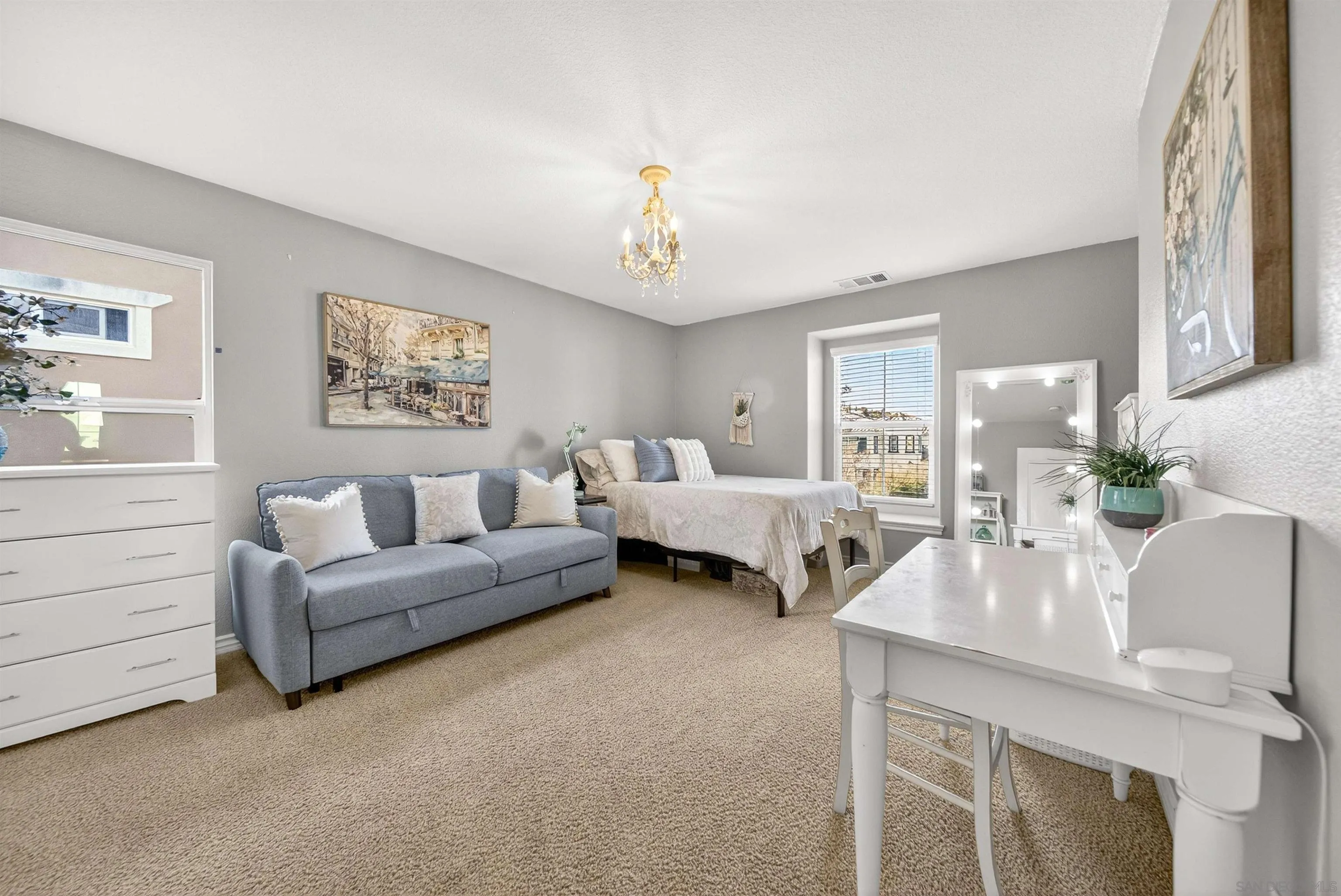 https://cdn.realtyfeed.com/cdn/127/260005825/c4d588559534bca23498569c876ad49f.webp