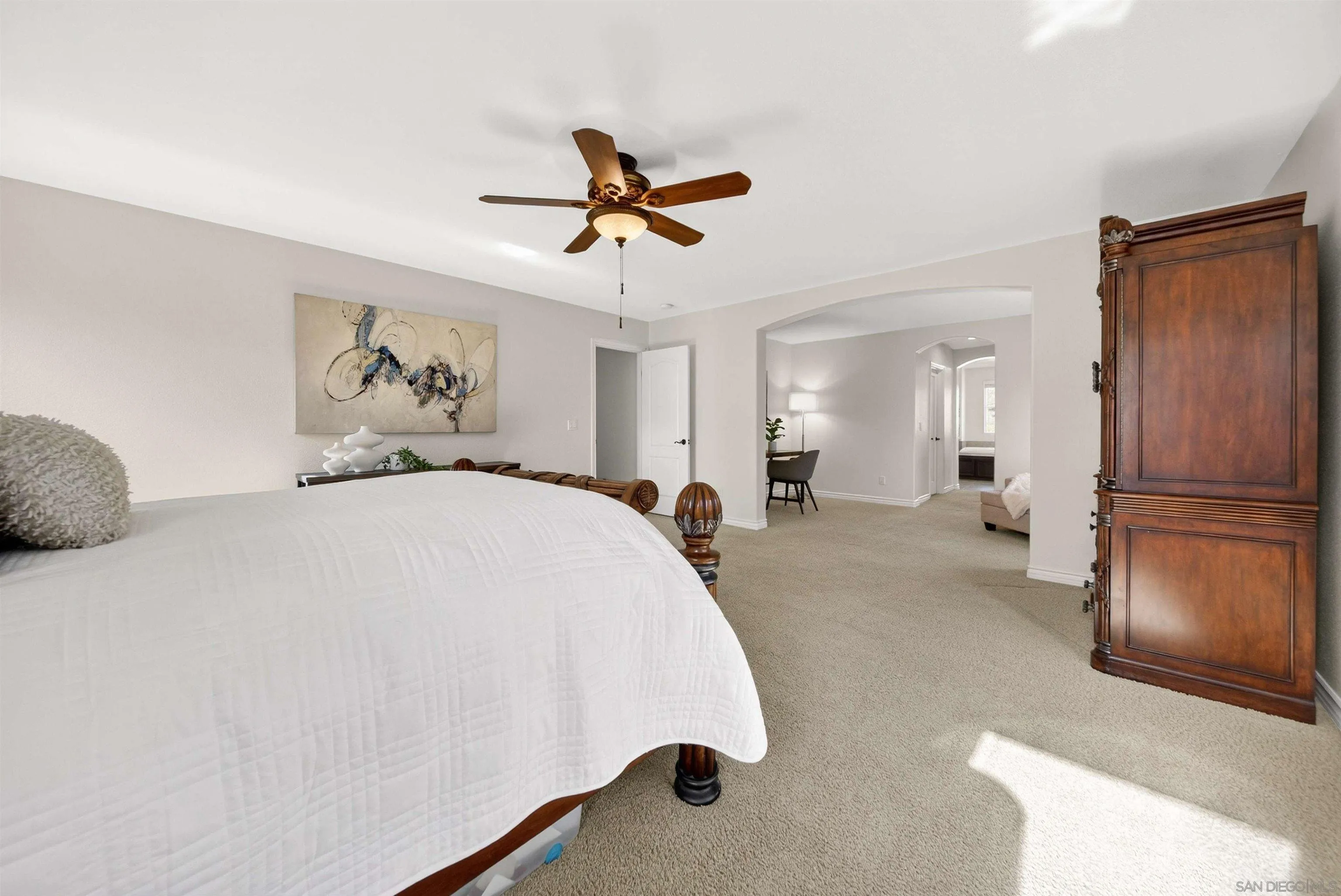 https://cdn.realtyfeed.com/cdn/127/260005825/c71798501d7e192805571569a011011e.webp