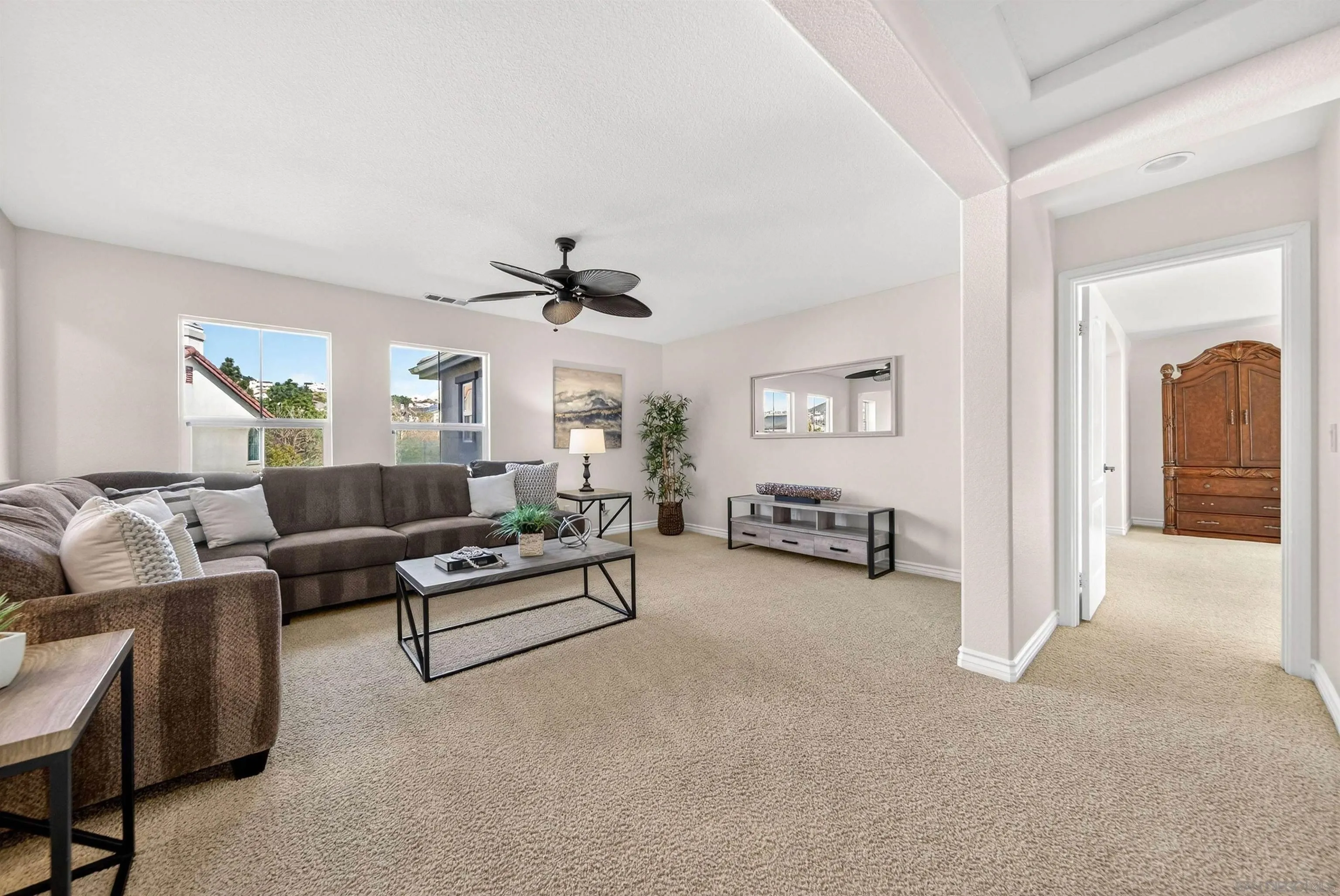 https://cdn.realtyfeed.com/cdn/127/260005825/d3305177a738925b127986002379f33e.webp