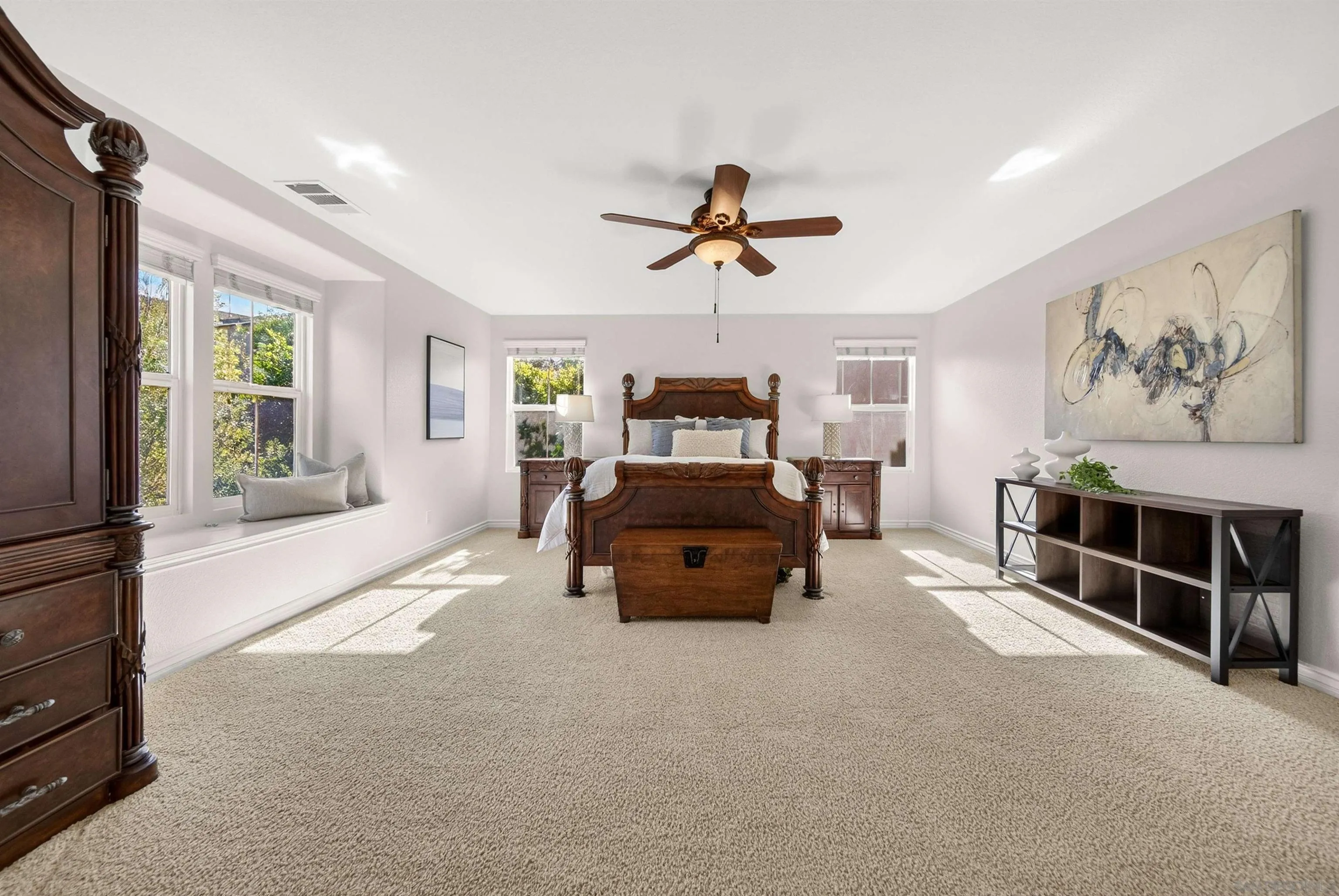 https://cdn.realtyfeed.com/cdn/127/260005825/f4dab8b91f8937921267b6a7dfbafbe7.webp