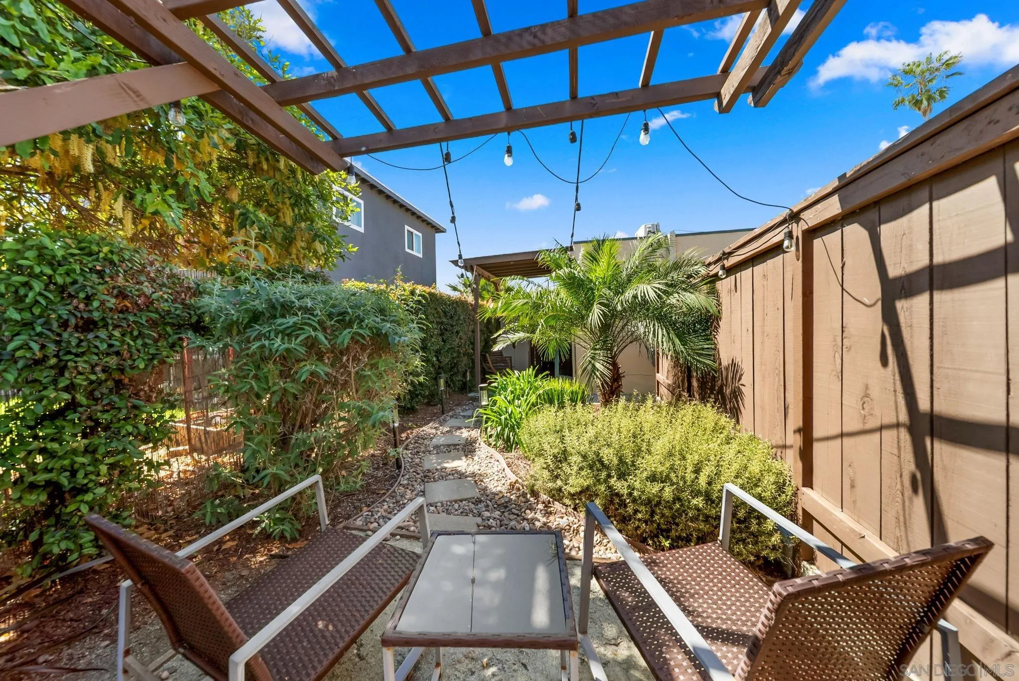https://cdn.realtyfeed.com/cdn/127/260005829/6bb2b394417ed782c9c768ba2c4812b5.webp
