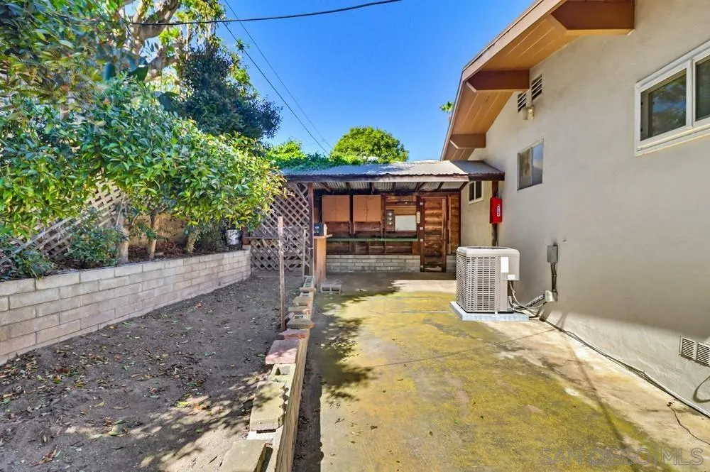 https://cdn.realtyfeed.com/cdn/127/260005830/1dda53d1fa2781696d67552f08c47f9e.webp