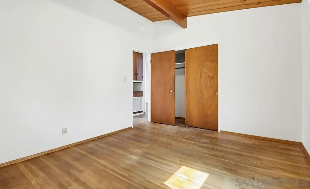 https://cdn.realtyfeed.com/cdn/127/260005830/272d4d3e872cb9ec0a4e7125caa9934b.webp
