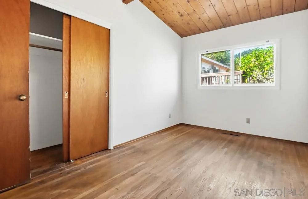 https://cdn.realtyfeed.com/cdn/127/260005830/57bc98cbbe58f019d33f287c9efa808f.webp