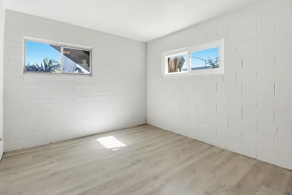 https://cdn.realtyfeed.com/cdn/127/260005830/95dbac1f16c7e731ed83581c726e37f8.webp