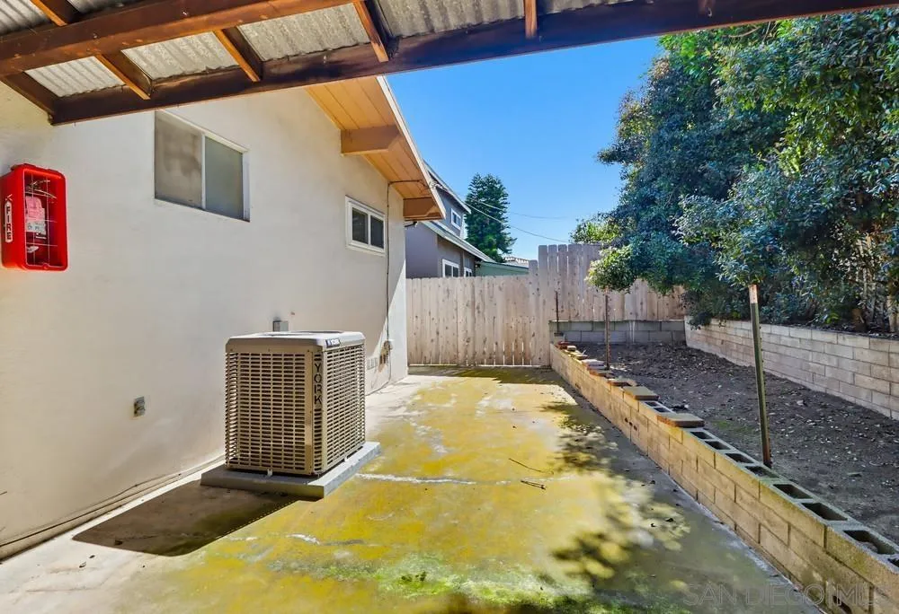 https://cdn.realtyfeed.com/cdn/127/260005830/b4b247125525b9fa10c714a2dd144a5d.webp