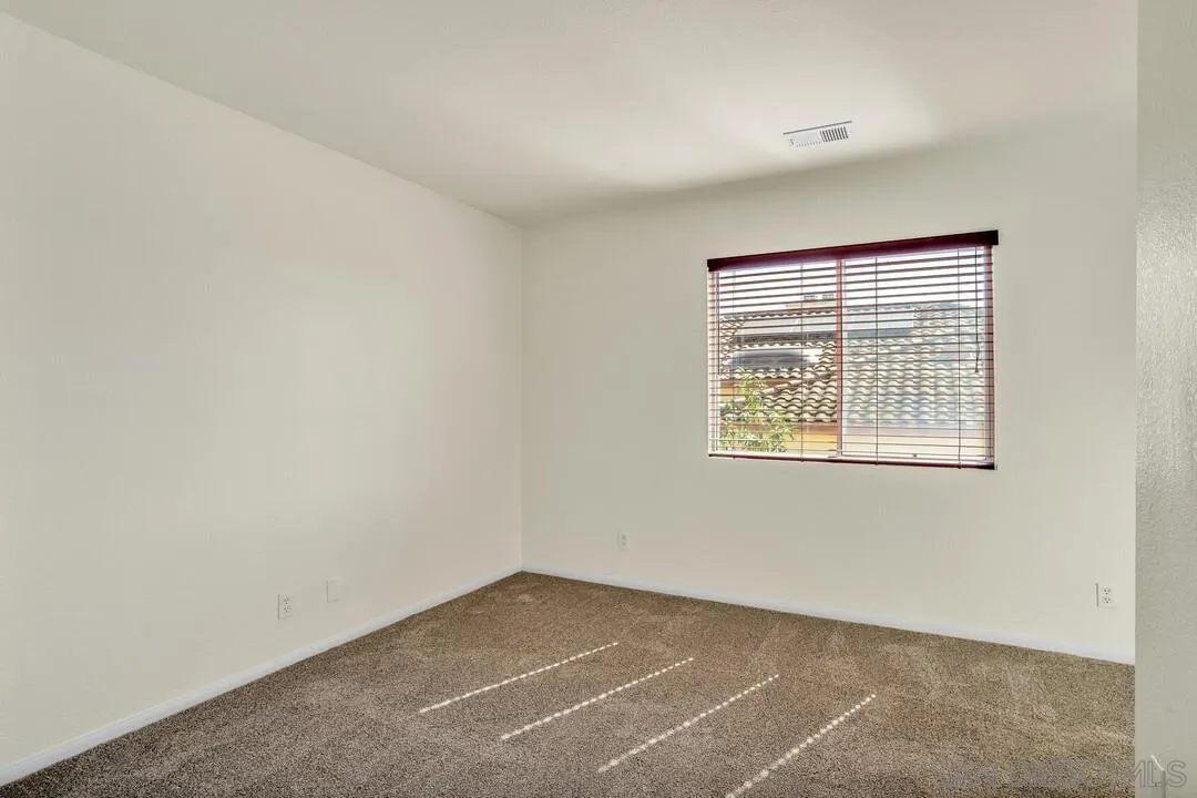 1674 W 11th Ave, Escondido, CA 92029
