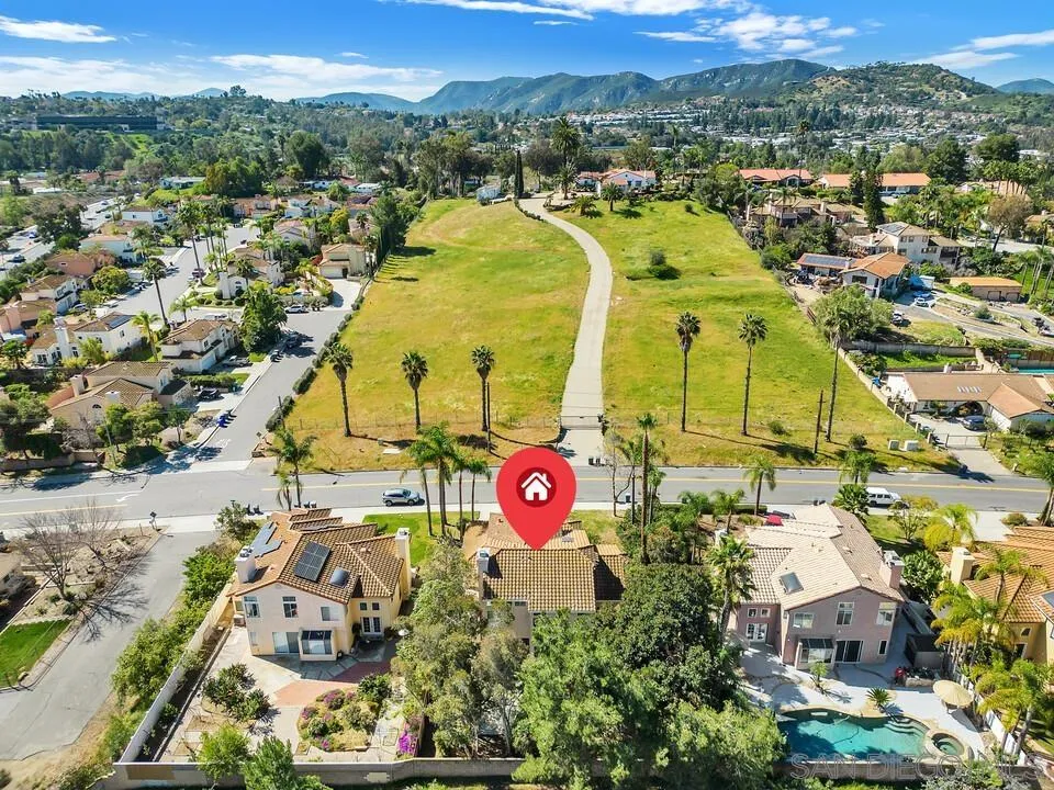 1674 W 11th Ave, Escondido, CA 92029