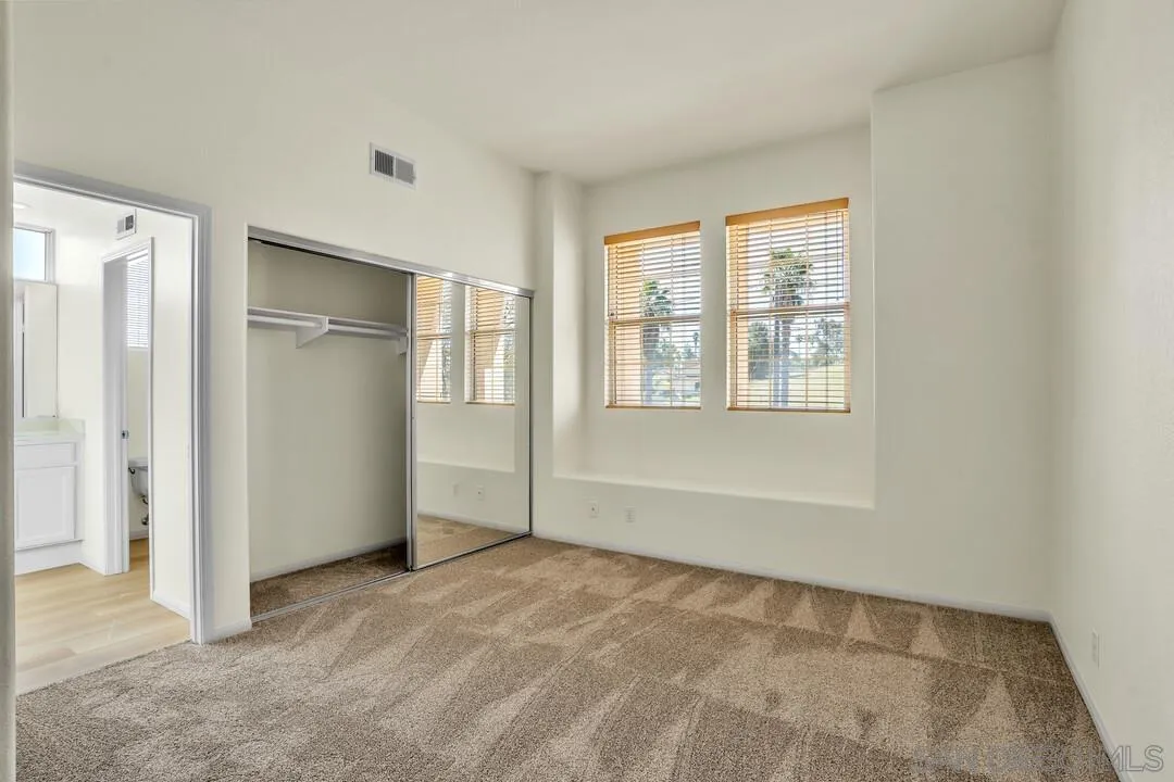 1674 W 11th Ave, Escondido, CA 92029