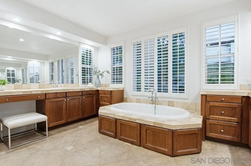 6626 Halite Pl, Carlsbad, CA, 92009