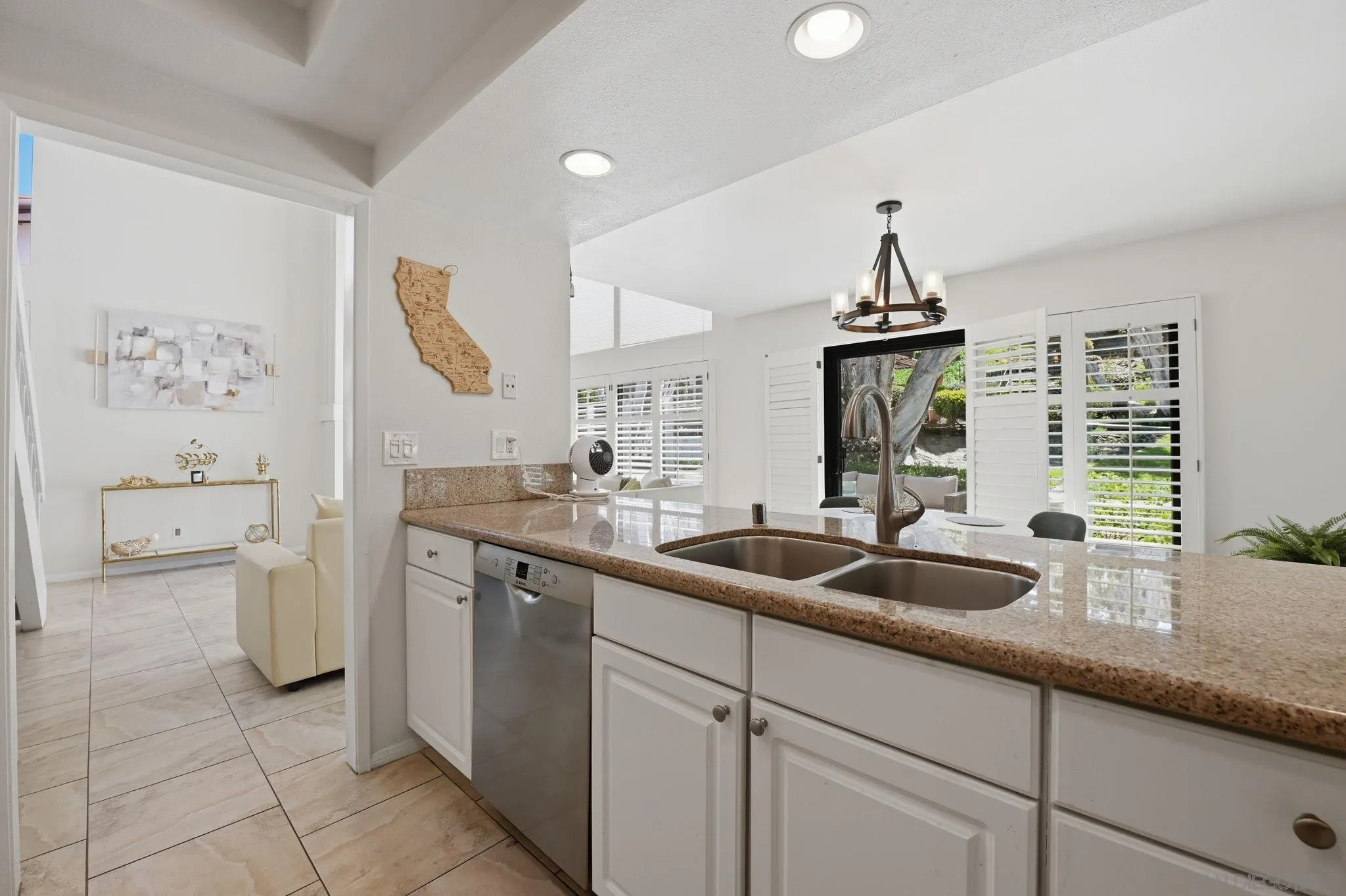 Photo #12: 260005840 Listing: Photo #12