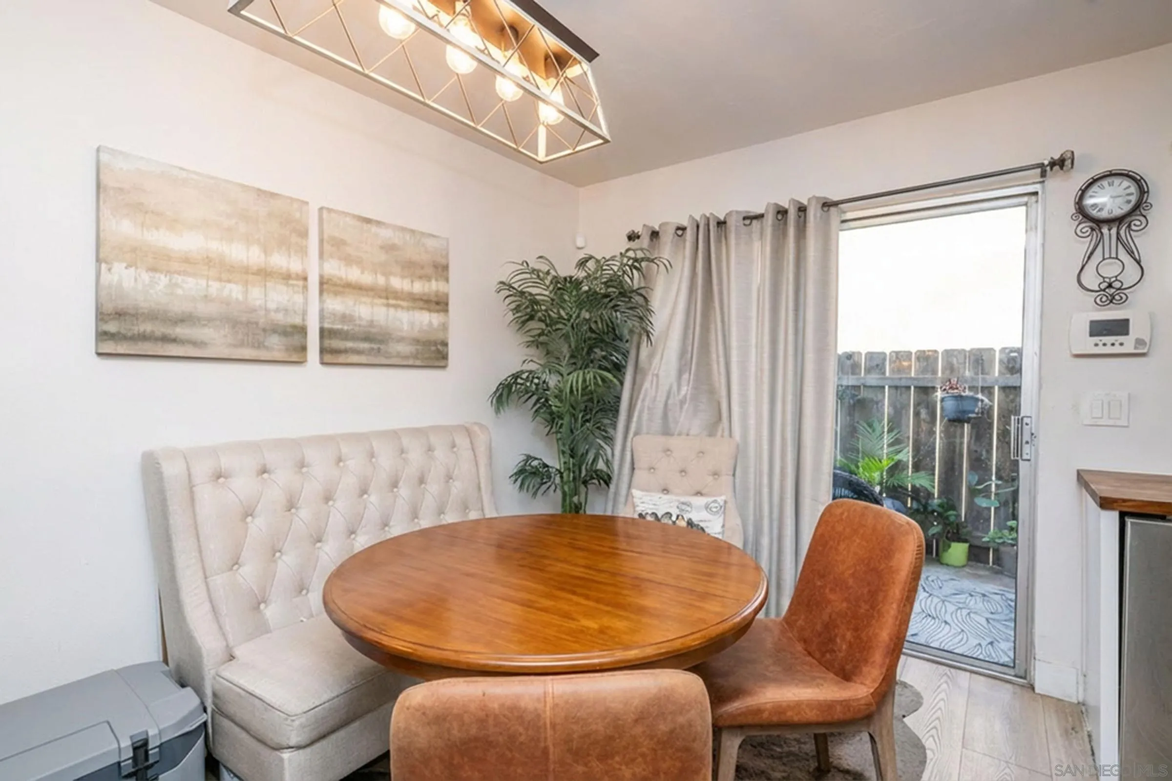 Photo #4: 260005842 Listing: Photo #4