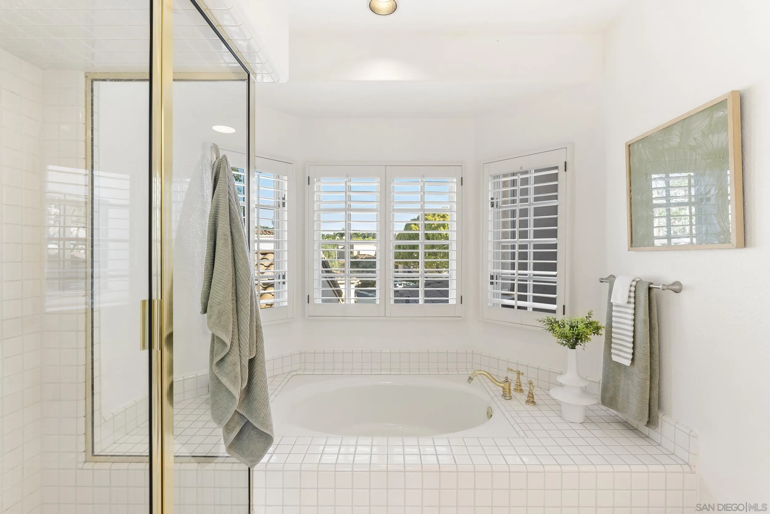 https://cdn.realtyfeed.com/cdn/127/260005845/343dff73952085dcf29e0e9fcaf44d83.webp