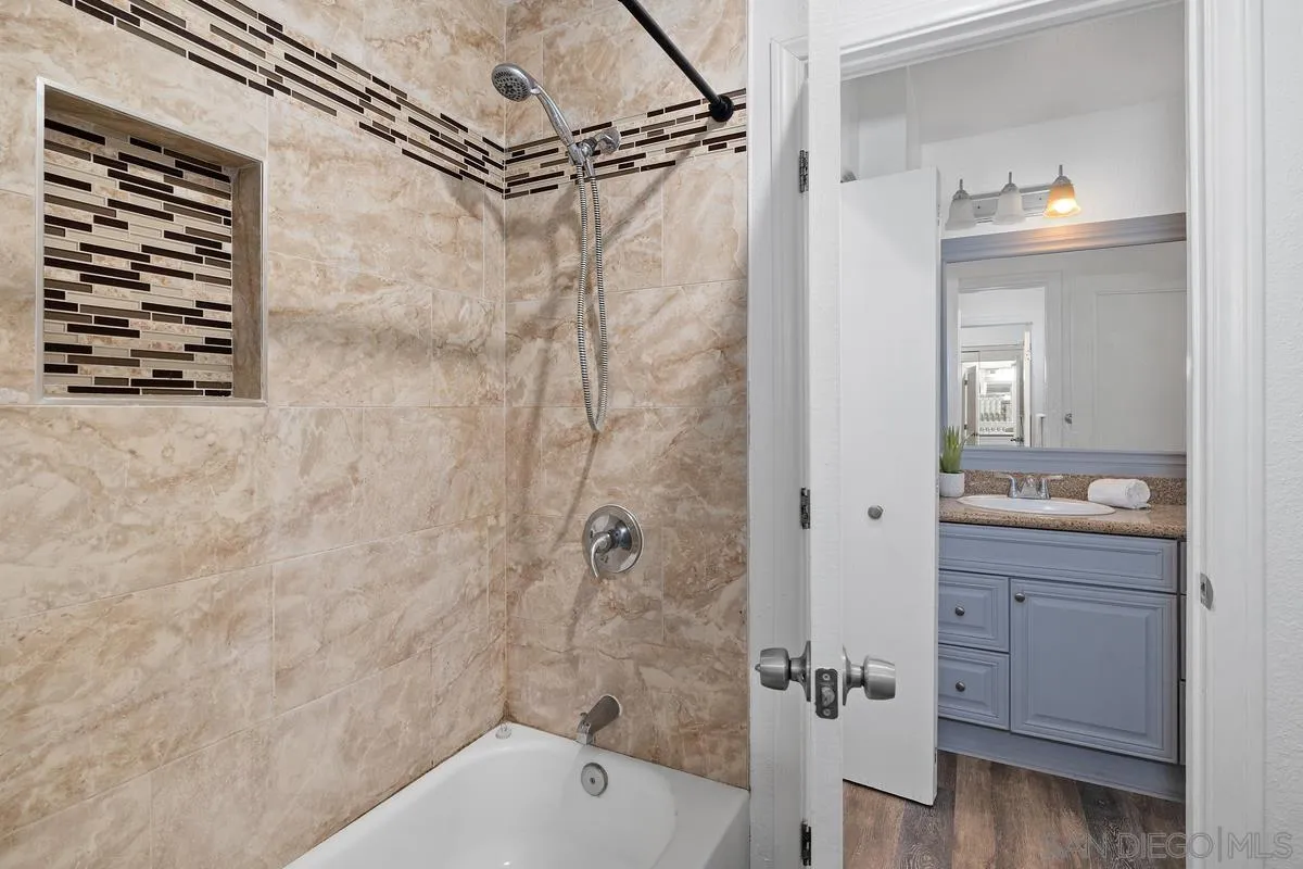 Photo #16: 260005847 Listing: Photo #16