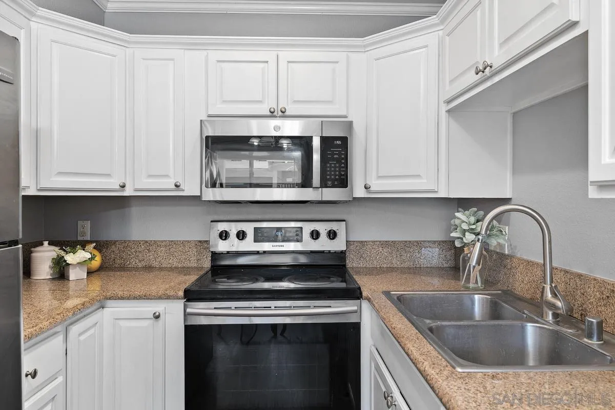 Photo #9: 260005847 Listing: Photo #9