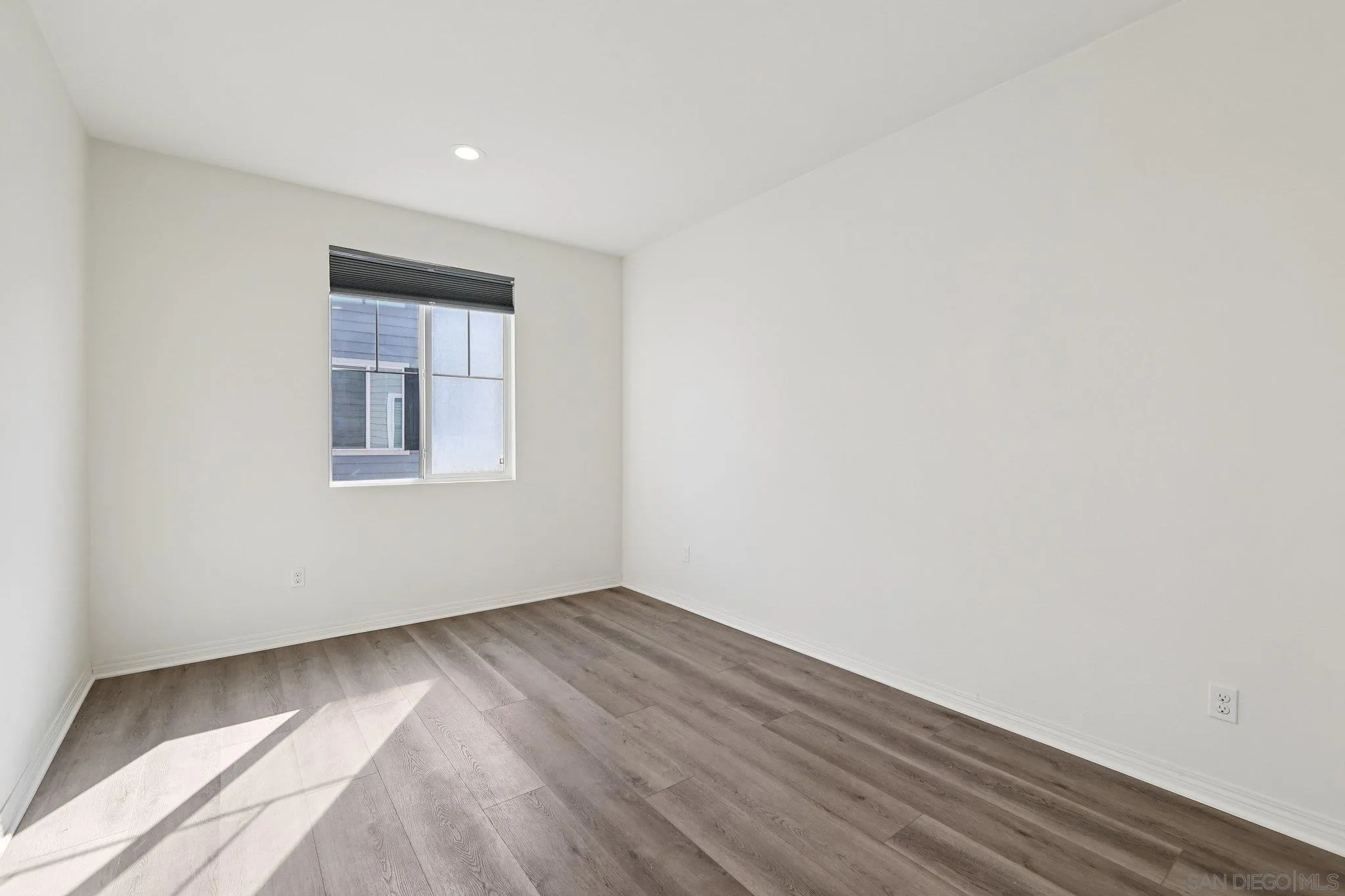 Photo #24: 260005848 Listing: Photo #24