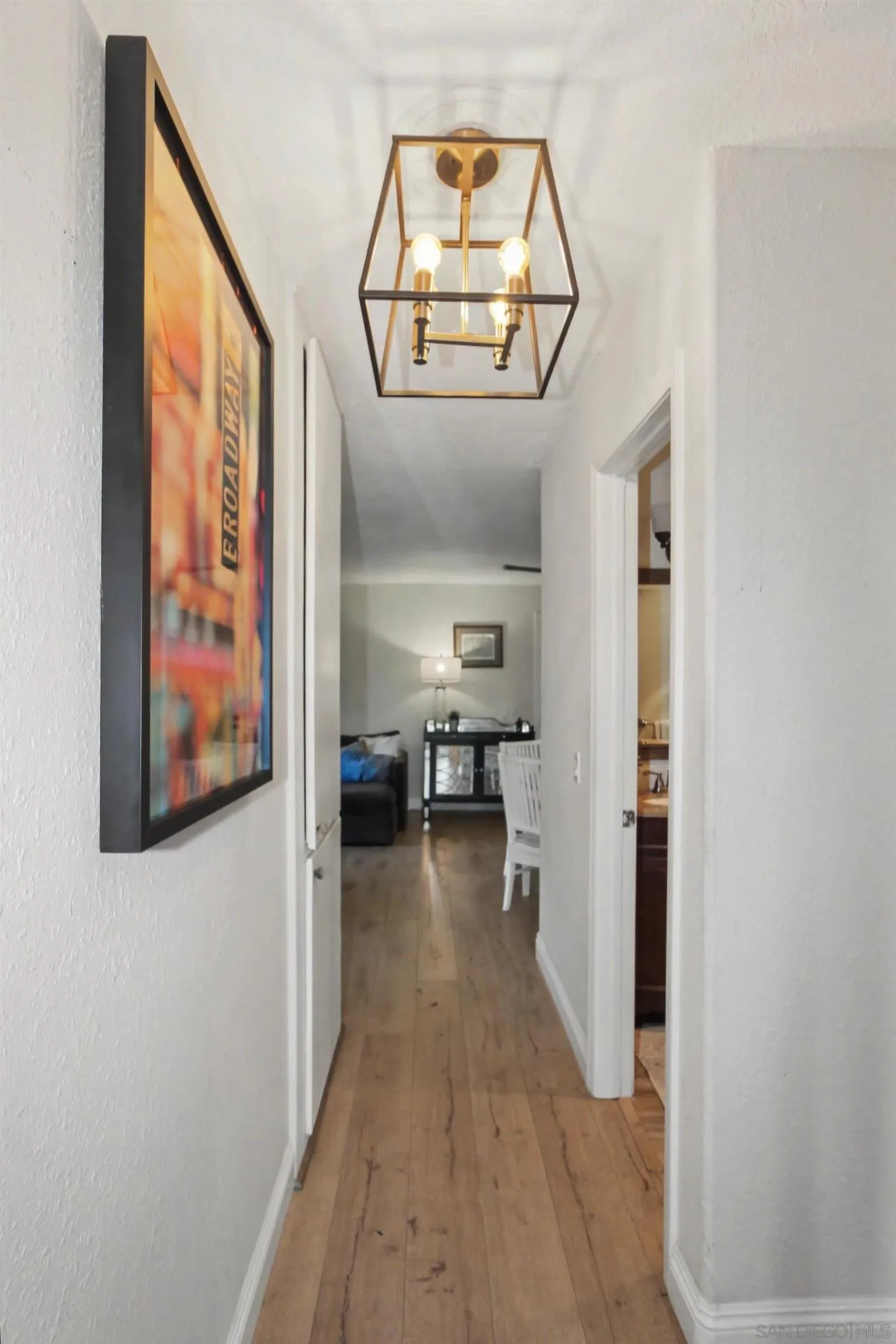 https://cdn.realtyfeed.com/cdn/127/260005855/0340aad8d1c9126236887c222f4085dc.webp