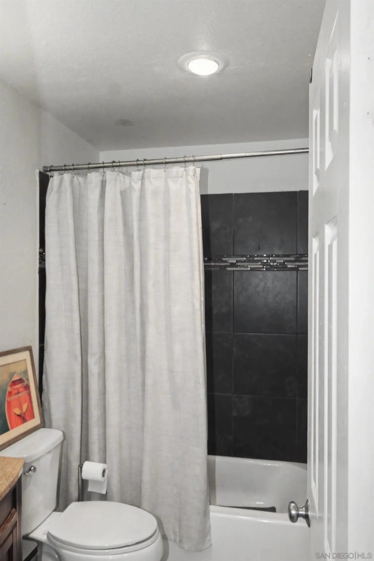 https://cdn.realtyfeed.com/cdn/127/260005855/5965bca48aee3561e21f25ac8f84a92e.webp